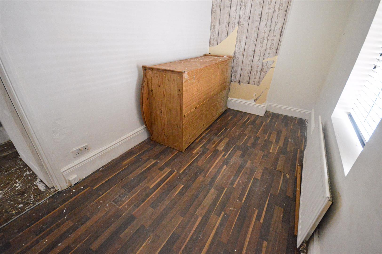 2 Bedroom Flat - Purpose Built